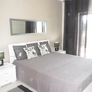 Lovely 1 Bed - Vista Ondas Apartment